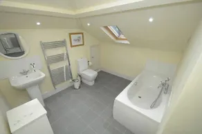 Quay Corner, 5 bed house, Christchurch Dorset - Image 4