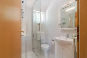 Apartment Mira A1 Daniel  Pucisca, Island Brac - Image 2