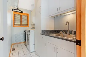 Beautifully Renovated Chalet, Private Hot Tub, Dog Friendly, Game Tables - Image 2