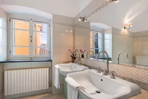 Ferienwohnung \"Residenza Stoechas White\" mit WLAN, Garten und Terrasse - Image 3