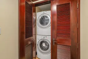 Ground Floor # E103, 2 Kong Masters Suites, $ 200 Special !! - Image 2
