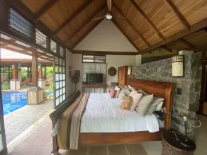 Exquise villa de style balinais avec vue imprenable, piscine privée chauffée et jardin - Image 5