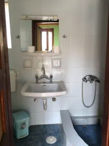 Stelios Rooms to Rent - Image 2