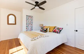 Completely Renovated Old Time Los Alamos Home-- with recreation Barn! - Image 5
