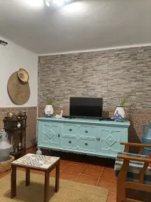 Rural farm away from the hustle and bustle and close to everything with AC. . - Image 2