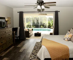 Maîtrise rénovée 3 chambres 2 salles de bain piscine privée Accueil à Punta Gorda FL - Image 5