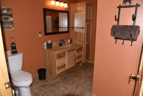3000 sqft Custom Home, 7 BedRm with Loft, Hot tub, Covered Patio and Front Porch - Image 2