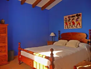 Snygg andalusiska hus med pool i olivlunden mot havet - Image 3