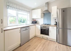 2 bedroom accommodation in Hunstanton - Image 5