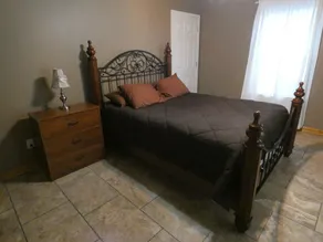 Whispering Oaks Cabin 13 - Image 4