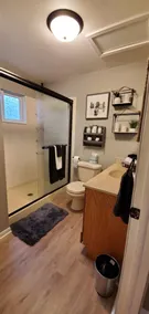 Charming rental within walking distance to public boat launch on Sage Lake! - Image 3