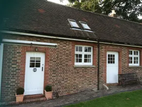 Stunning converted barn set in 80 acres of glorious English countryside - Image 4
