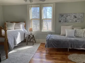 Historic family farmhouse on 200 lovely acres - Image 4