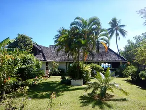 Pension Poerani Moorea - DeLuxe Suite, living room, kitchen, 2 bedrooms a/c - Image 5