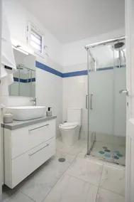 Sunset Beach house with two bedrooms - Image 2