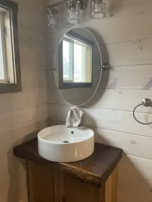 The \"Hang-over\"  Winery Treehouse - Image 5