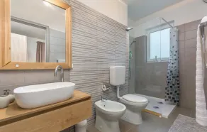 Moderne villa m / pool, få minutter væk, omgivet af natur fra havet - Image 3