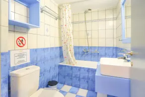 Dora: Holiday House with 2 bedrooms, shared pool,100m from the beach - Image 2