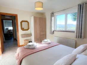 Honeybee Cottage Valentia by Trident Holiday Homes - Image 4