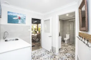 Shorebreak - Stunning Beachfront Location - Image 4