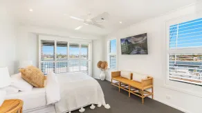 Tecoma 3 - Most Popular Waterfront with Private Pontoon - Holiday Yamba - Image 3