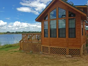Pope's Landing Marina - Image 5