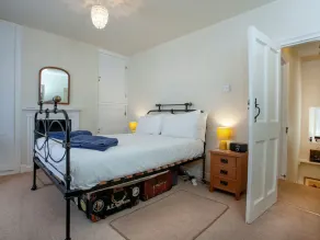 Tillerman Cottage Appledore Devon - Image 3