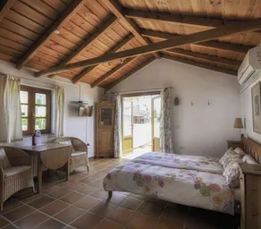 The perfect blend of tranquillity, beauty and functionality. - Image 4