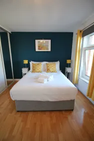 Room with Comfortable Beds - Image 4