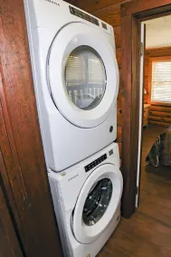 Newly Renovated Three Bedroom Cabin with Personal Hot tub and Amazing View from Deck - Image 2