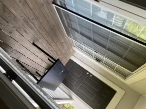 Cozy Two Bedroom Apartment W/ Balcony - Image 4