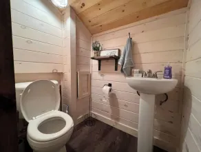 Edgewood Lodge Mountain Retreat - Image 3