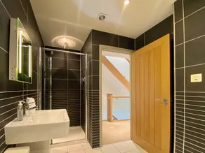 4 chambres à coucher à Wells - Image 4