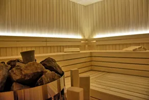 Eine Landvilla mit privatem Swimmingpool - Image 3