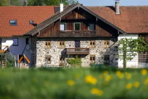 Lejlighed Hochstaufen (92 m²) på loftet, 2 soveværelser, stue, køkken ekstra, bad / toilet, balkon - Image 4