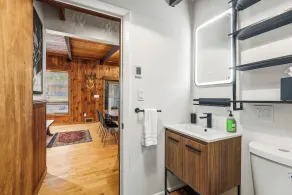 Kilbourne Lodge ︙ Cozy Mid-Mod ︙ Fireplace ︙ Ski Shuttle - Image 4