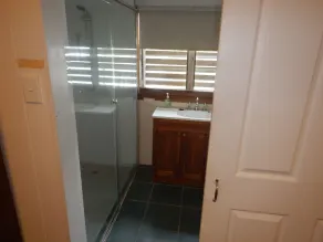 Pine Cottage - Image 4