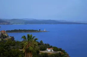 Όμορφο σπίτι με θέα θάλασσα και στην πισίνα - Image 5