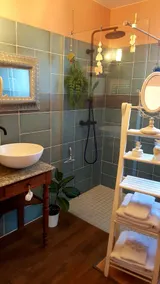 House - Image 4