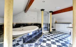 Conversion individuelle Magnifique grange en pierre dans un cadre paisible - Image 2