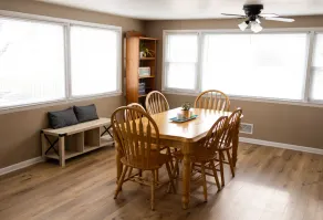 Beautiful Sunrises and Lakefront Views! - Image 5