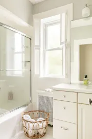Great Evanston Home- great for traveling families! Parking Included - Image 3