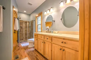 Spectacular Creek-side Mountain Home with Private Trail to Panthertown Valley - Image 3