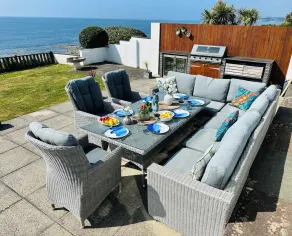 Luxury, Spacious, Beachfront (direct access) House with Breath-taking Sea Views - Image 4