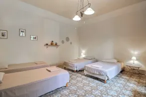 🌿Superbe Maison de Maître en Provence avec piscine XXL à débordement et vélos🌿 - Image 4