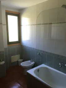 Los Trobos Haus<br>Das Hotel liegt in Villar de Otero, in den Ancares Leoneses<br>Vega Espinareda - Image 4