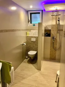 Maison de vacances neuve et moderne ***** dans un endroit calme avec piscine, près de la mer, abri voiture - Image 3