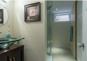 Basement Suite on Osborne - Image 4