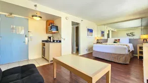 15e étage - Coeur de Waikiki avec balcon pour 4 personnes - Image 5