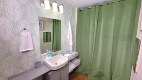 Peaceful & Comfy Condo in the ❤ of all the action! - Image 5